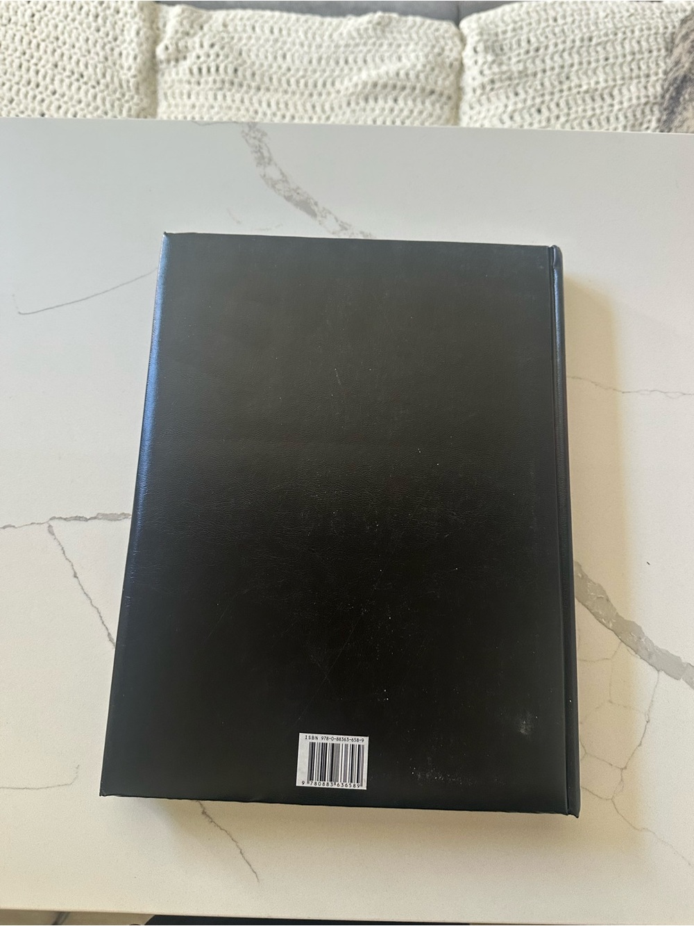 Marvel Book - Picture 2 of 5